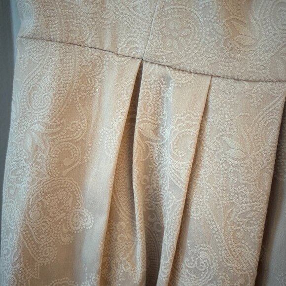 Cream Sleeveless Fit and Flare jacquard pattern - Picture 3 of 8